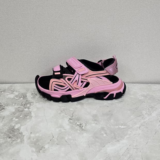 발렌시아가 트랙 샌들 핑크 35사이즈 225 230 판매