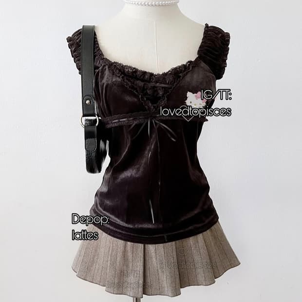 다크초코 라떼 나시탑