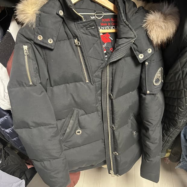 (5회 미만 착용)무스너클 쓰리쿼터 패딩 m사이즈