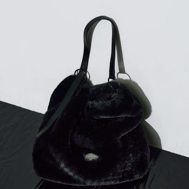 헬레나파리스 페이블 퍼 빅 숄더백