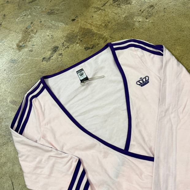 아디다스 딸기우유 핑크 퍼플 트랙탑 요가 플라테스 운동복 브이넥 긴팔티