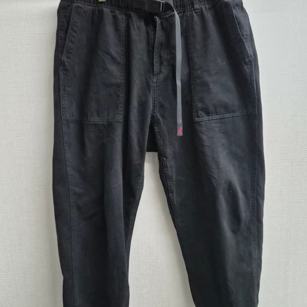 XL) 그라미치 루즈 테이퍼드 팬츠 팝니다