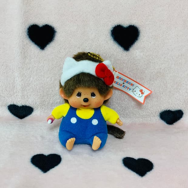 몬치치 헬로키티 콜라보 인형 키링