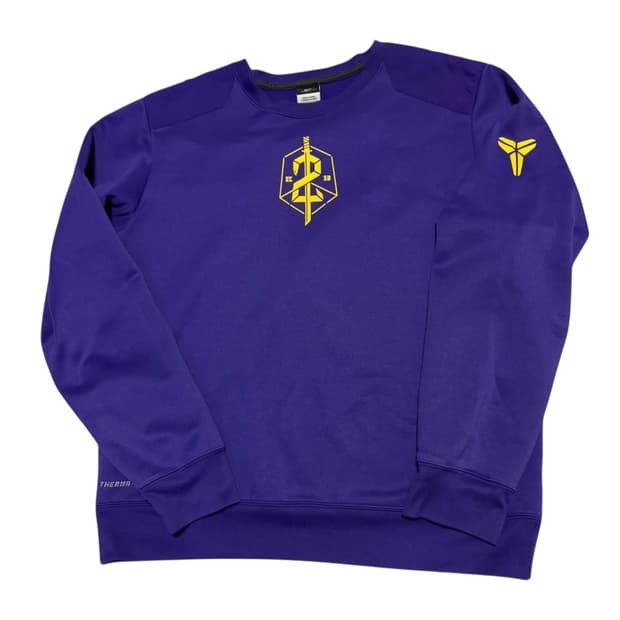 나이키 써마핏 코비 브라이언트 맨투맨 