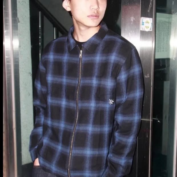 라브로스 체크 집업