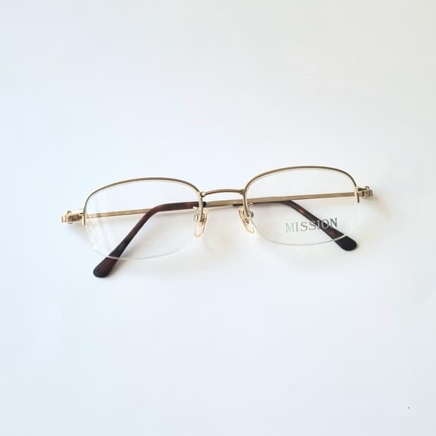 데드스탁 스텐다드 반무테 깔끔한 안경테576