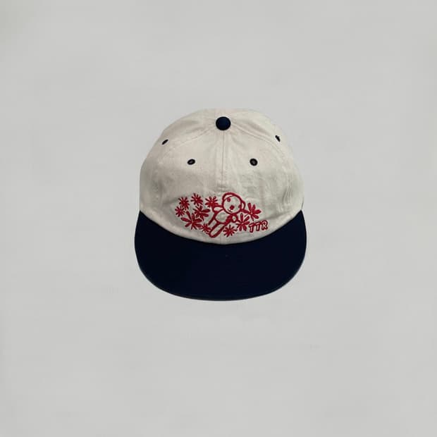 thetor(더토어) 볼캡 판매합니다.