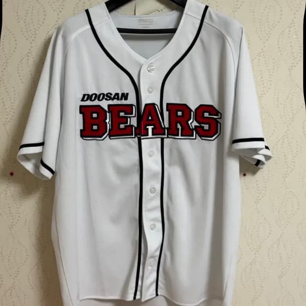 두산 베어스 김재환 유니폼