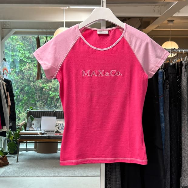 Max&co 레글런 티셔츠