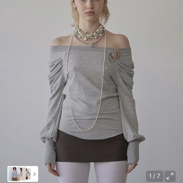 스컬프터 오프숄더 롱슬리브