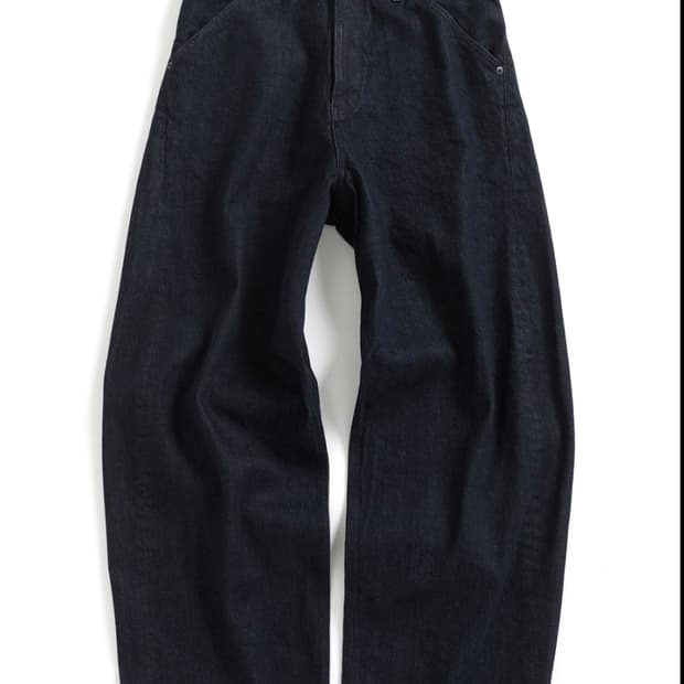 해칭룸 와이드 커브진 워시드 인디고