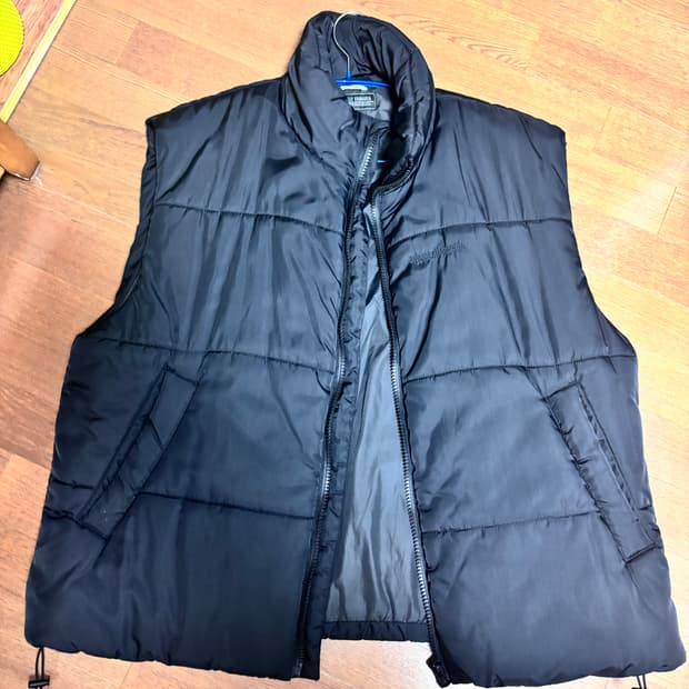 윌리 차바리아 패딩베스트 L