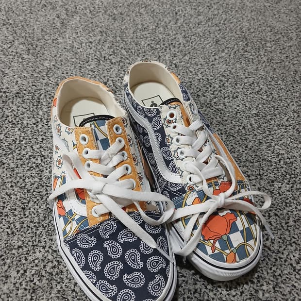 반스(VANS) 멀티 패턴 스니커즈