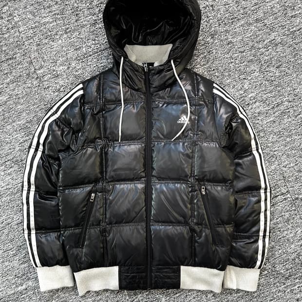 아디다스 블랙 실버 덕다운 후드 자켓 패딩 XS