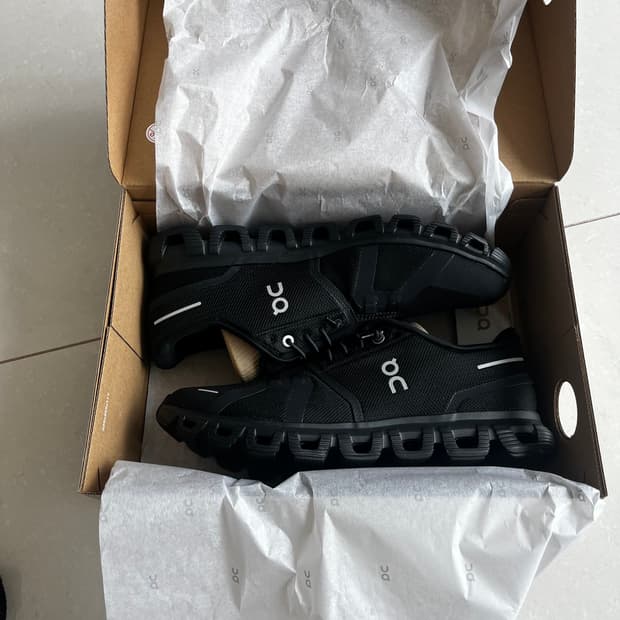 온클라우드6 42.5(270사이즈) 새상품 판매