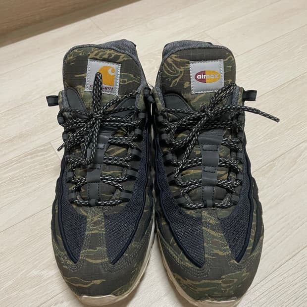 나이키 칼하트 맥스95