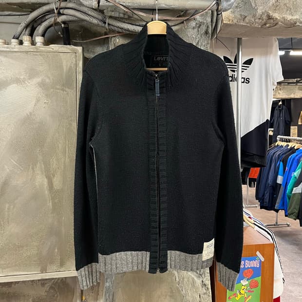 리바이스 니트 집업 블랙 L  #csz2876