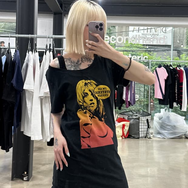 히스테릭 글래머 I'm An Hysteric Vixxxen 그래픽 반팔
