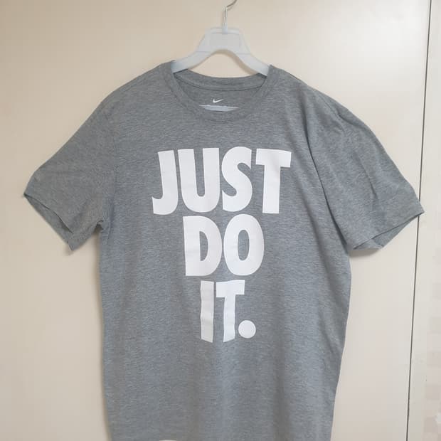 [여성] 나이키 그레이 JUST DO IT 반팔티 M