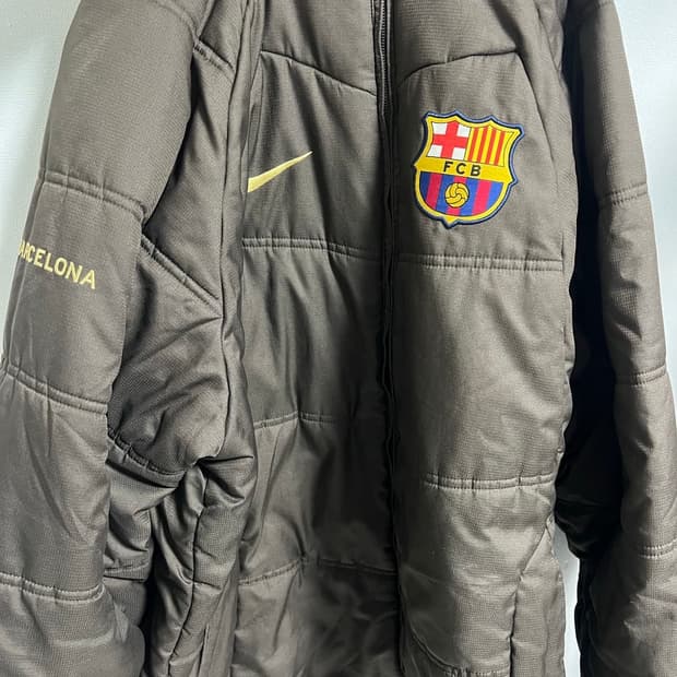 나이키 바르셀로나 패딩 브라운컬러 [L]