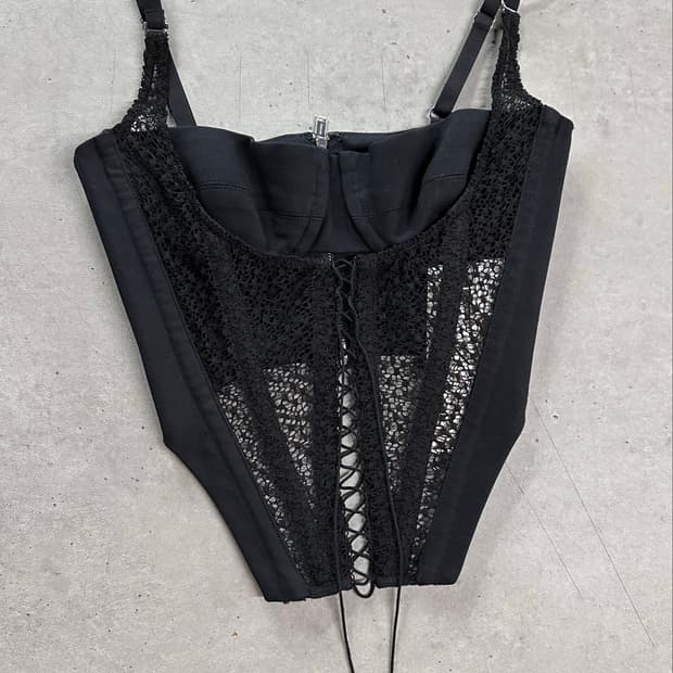DION LEE 디온 리 블랙 레이스업 코르셋