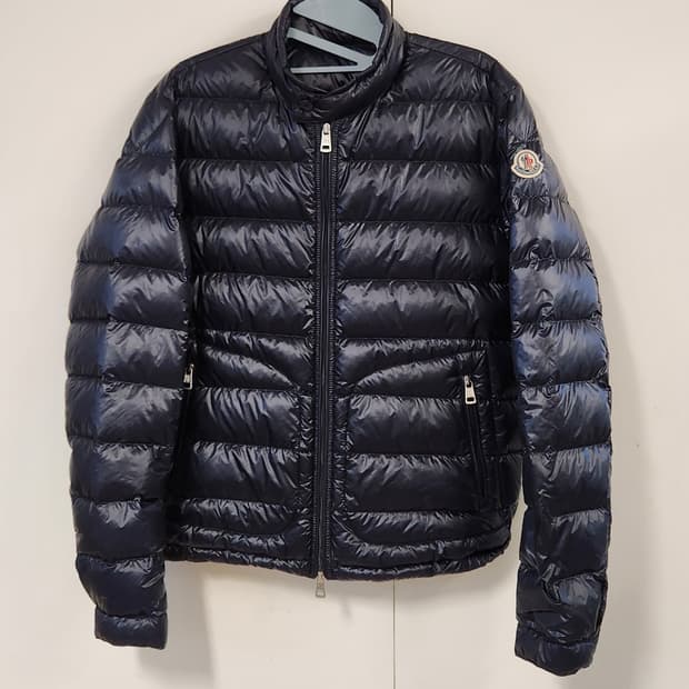 몽클레어 아코러스 패딩 자켓 1