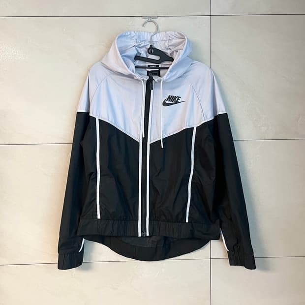 나이키 윈드러너 바람막이 (L size) 