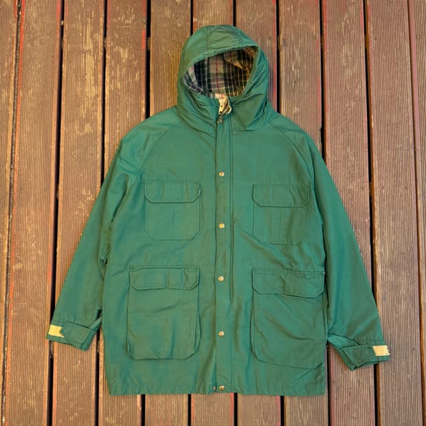 울리치 바람막이 