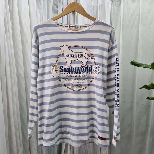 Santaworld 스트라이프 프린트 티셔츠 1975