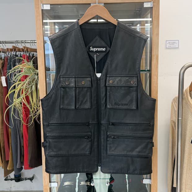 Supreme utility leather vest 