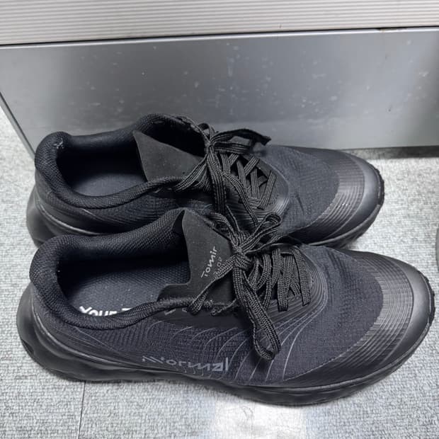 노말(NNormal) 토미르 1 올블랙 판매합니다.