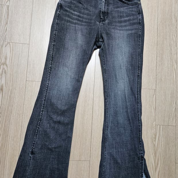 앤더슨벨 부츠컷 데님 S사이즈