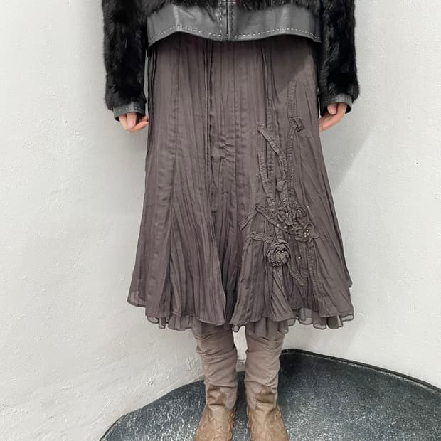 페어리 플리츠 디테일 스커트