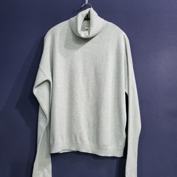 코스 캐시미어100% 터틀넥