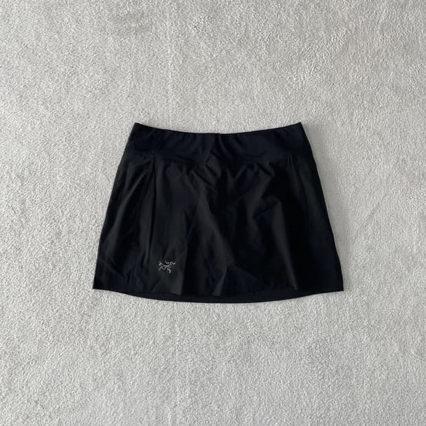 XS 아크테릭스 여성 치마 스커트