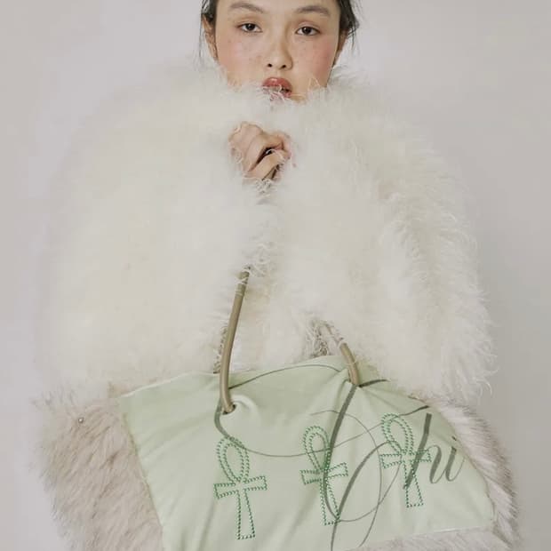 Fluffy Slouch Velvet Bag Mint