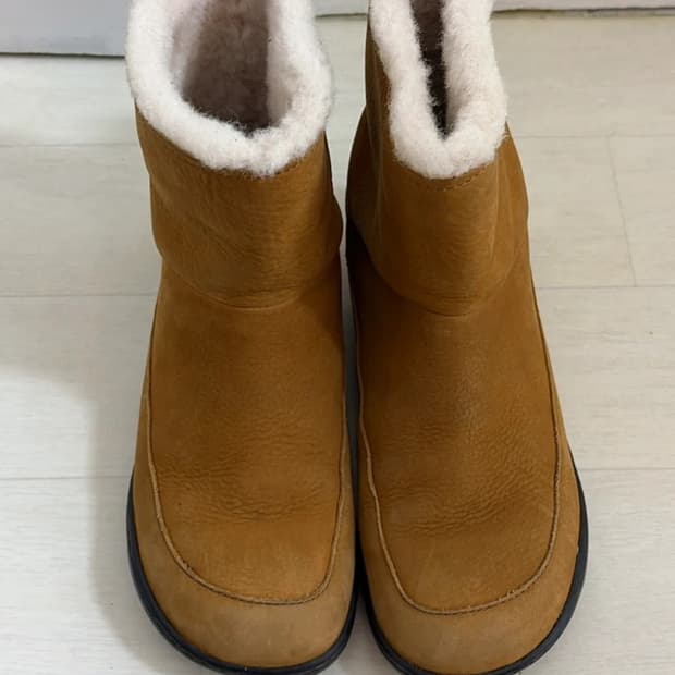 캠퍼 어그부츠 38 (240) 정품