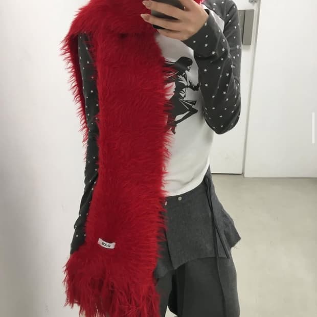 오호스 ojos Hairy muffler red