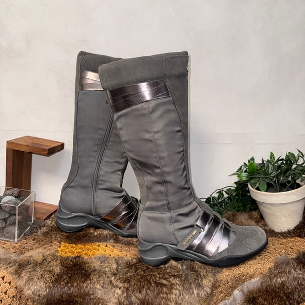 Fornarina hidden heel cozy long boots