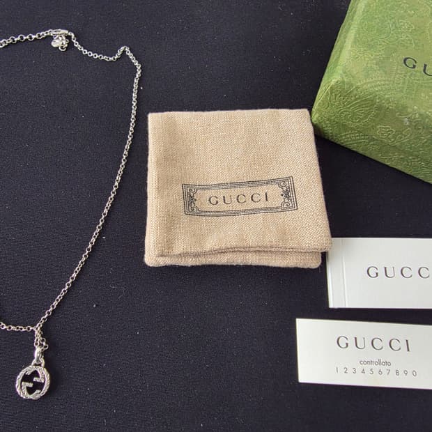 구찌 인터로킹 목걸이