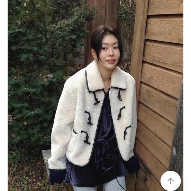 언더비 토글 양털 폼비 무스탕 자켓