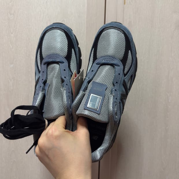 [260] 뉴발란스 990v4 아크틱그레이 새상품