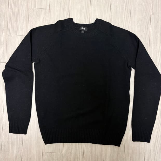 유니클로 블랙 니트 s사이즈