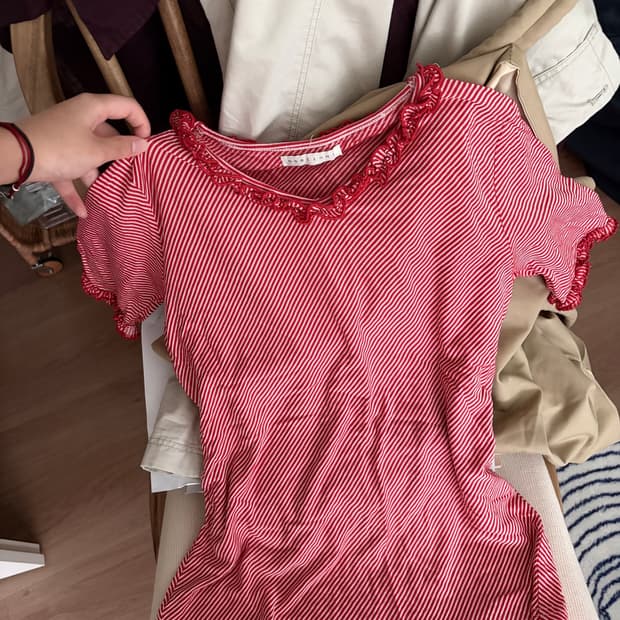 Red stripe and ruffle tee