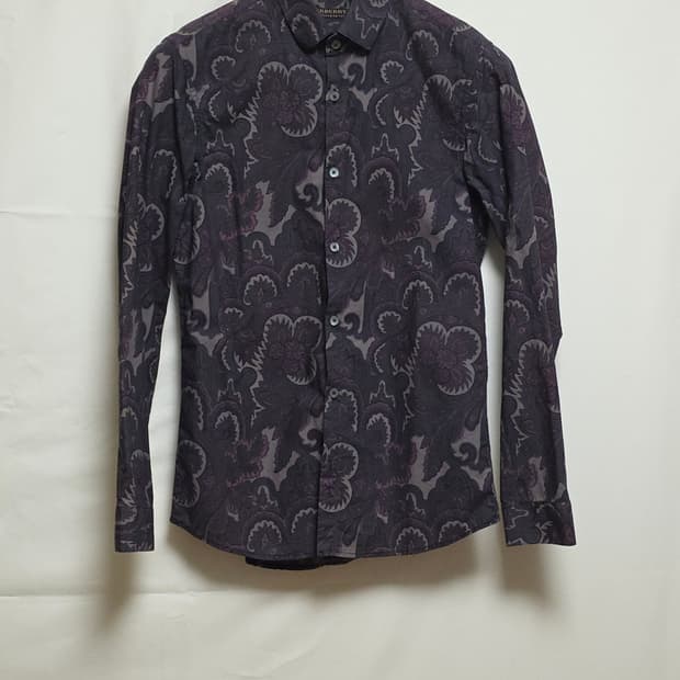 버버리 다크 페이즐리 100% 실크 셔츠 [Made in Italy]
