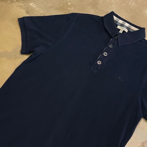 XL 버버리 네이비 카라 반팔 티셔츠