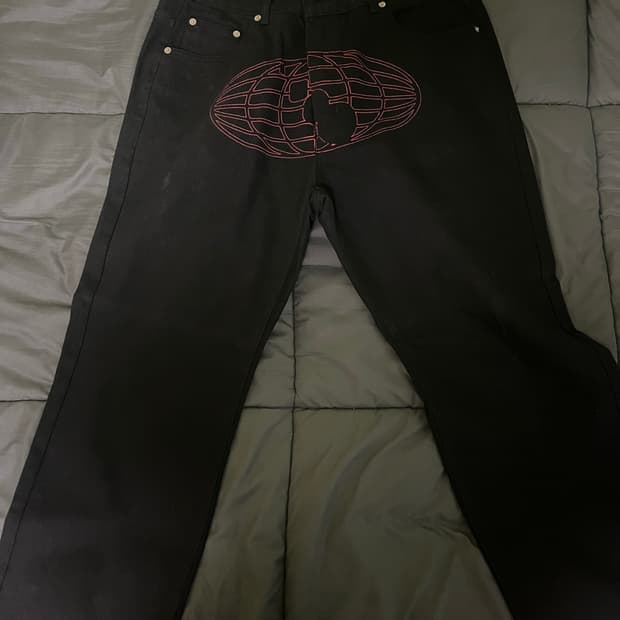 그램아운스파운드 코드쿤스트 콜라보 팬츠 