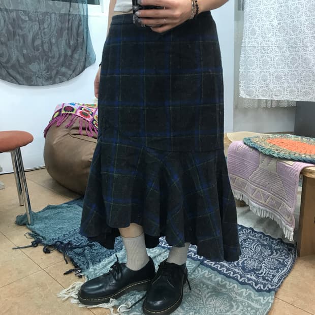 빈티지 여성 체크 모직 프릴스커트 