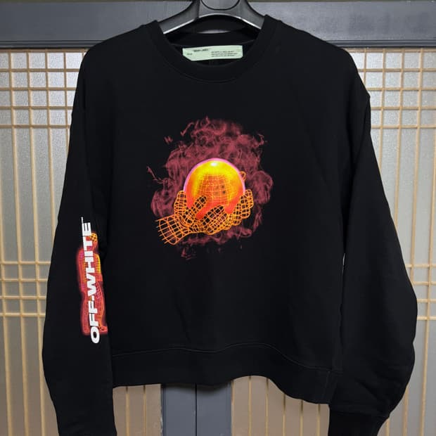 [L]오프화이트 파이어핸드 맨투맨 정품