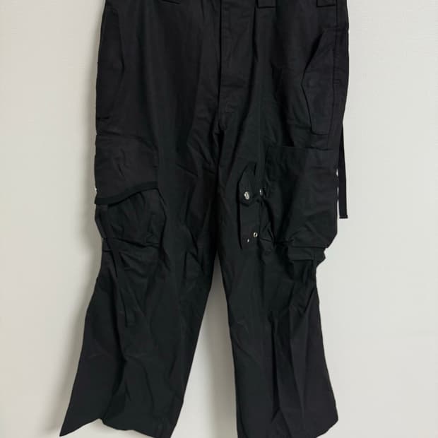 나체 스트랩 카고 팬츠